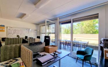 Office - image - 2
