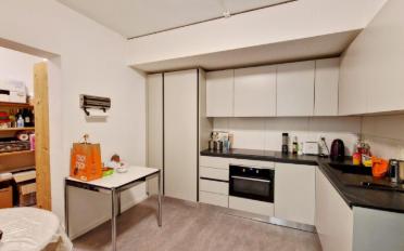 Office - image - 4