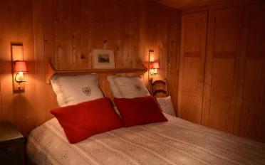 Chalet 8 pièces - image - 4