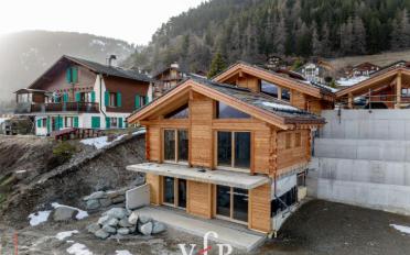 Chalet 5.5 pièces - image - 1
