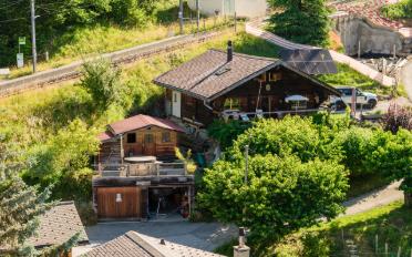 Chalet 4.5 rooms - image - 1