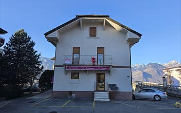 Commercial - image - 1