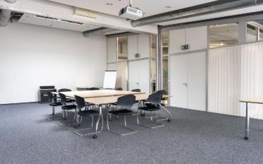 Office - image - 11