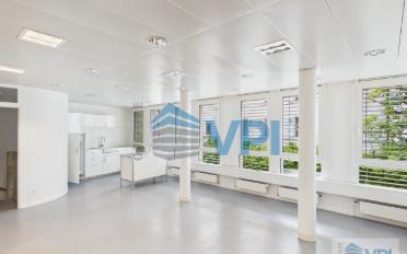 Commercial - image - 2
