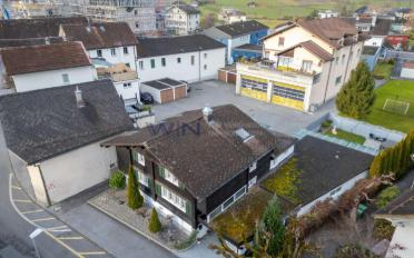 Einfamilienhaus 9 Zimmer - image - 1
