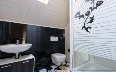 Wohngebäude 21 Zimmer - image - 8