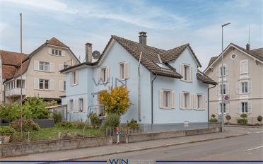 Einfamilienhaus 9.5 Zimmer - image - 1