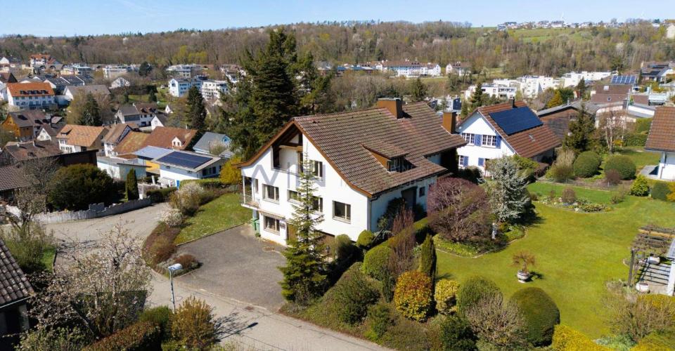 Propriété élégante offrant une vue à couper le souffle
