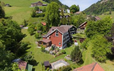 Einfamilienhaus 5.5 Zimmer - image - 1