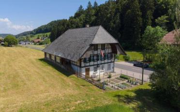 Einfamilienhaus 3.5 Zimmer - image - 1
