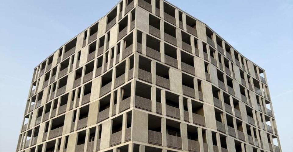 Surface administrative d?env. 251.50 m2…
