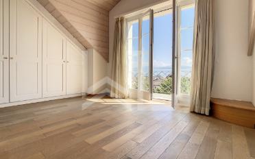 Single house 12 rooms - image - 8