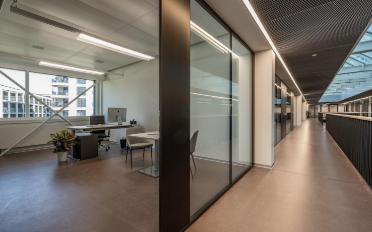 Office - image - 4