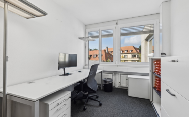 Office - image - 5