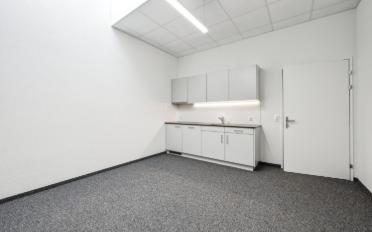 Office - image - 4