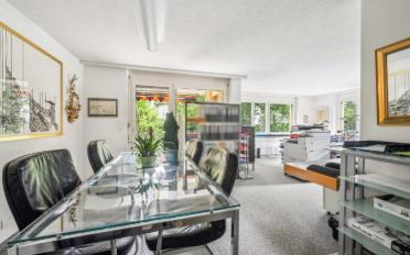 Bureau - image - 2