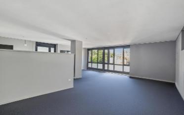 Commercial - image - 9