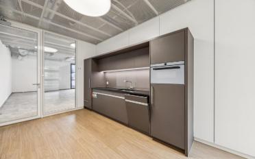 Office - image - 4