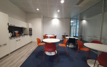 Office - image - 5
