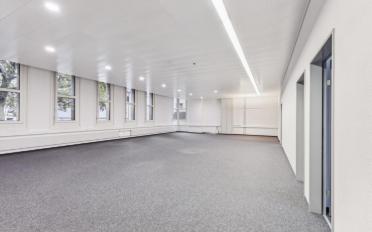 Commercial - image - 3
