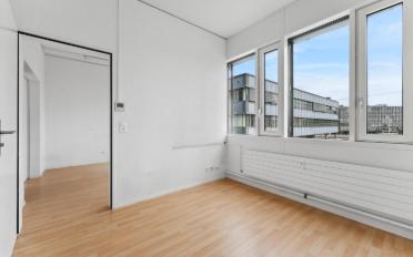 Bureau - image - 9