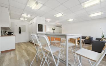 Office - image - 4
