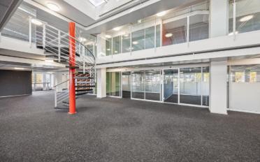Commercial - image - 4