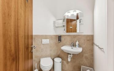 Office - image - 7