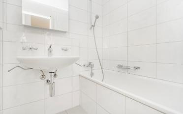 Apartment 4 rooms - image - 3