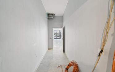 Commercial - image - 8
