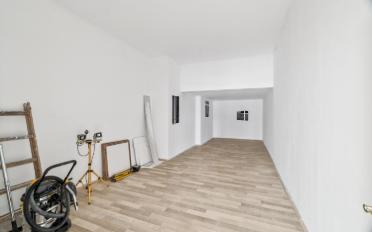 Commercial - image - 4