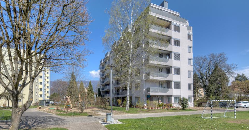 Zuchwil, Solothurn (photo 1 of 2)