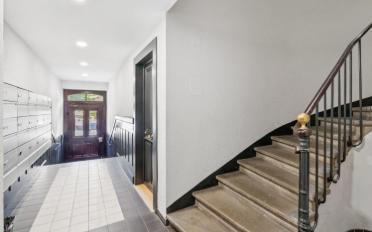 Apartment 5 rooms - image - 8