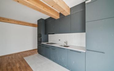 Apartment 4 rooms - image - 2