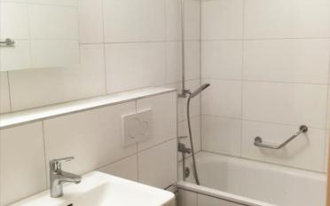 Apartment 2.5 rooms - image - 4