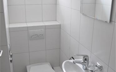 Apartment 4 rooms - image - 4