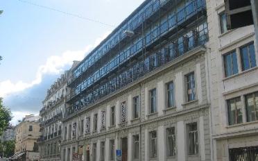Bureau - image - 1