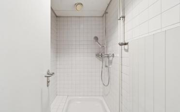 Commercial - image - 7