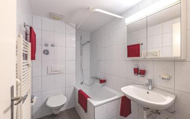 Apartment 4 rooms - image - 3
