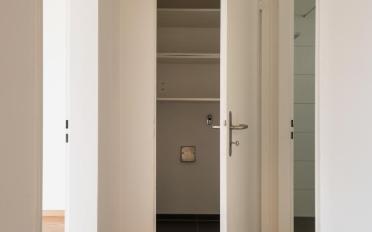 Apartment 2.5 rooms - image - 8