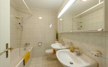 Dachwohnung 2.5 Zimmer - image - 6