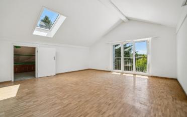 Dachwohnung 2.5 Zimmer - image - 1
