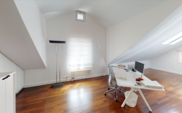 Office - image - 4