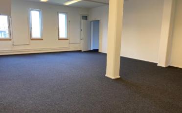 Commercial - image - 3