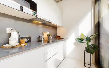 Commercial - image - 4