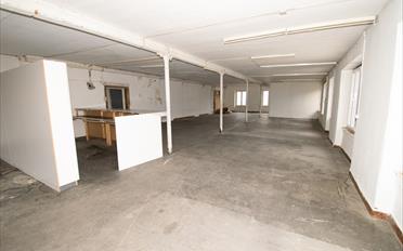 Commercial - image - 9