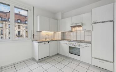 Apartment 4 rooms - image - 3