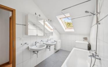 Dachwohnung 2.5 Zimmer - image - 3