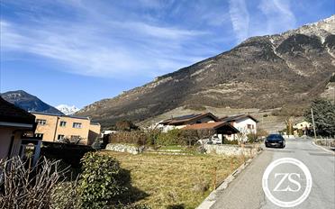 Building land - image - 1