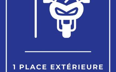 Outdoor parking place bike - image - 1